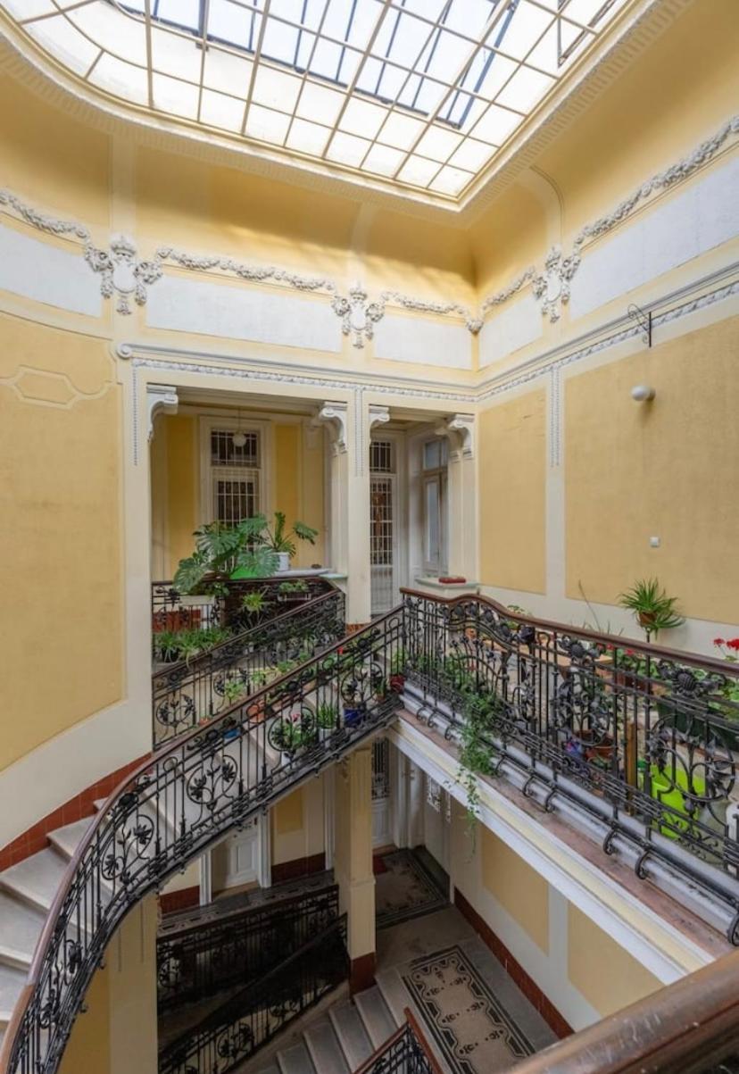 Mosaic Manor